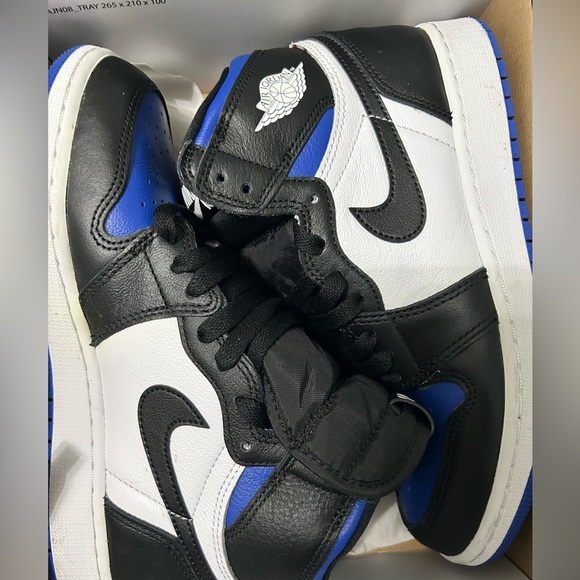 Jordan 1’s - Picture 2 of 3